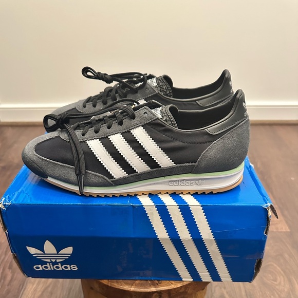 Adidas Women’s SL 72 OG Athletic Shoe - Core Black, Size: 8.5 - Picture 3 of 11